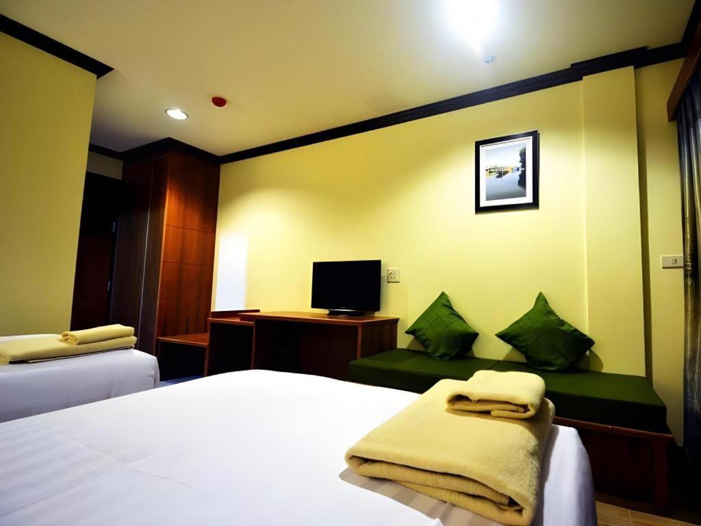 The Green Hotel Koh Lipe Exterior photo